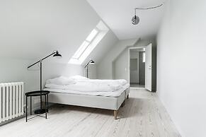 Majestic 300m2 Apartment