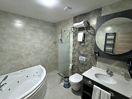 Korkmaz Otel