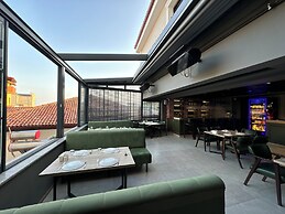 Korkmaz Otel