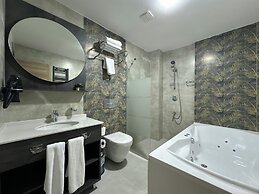 Korkmaz Otel