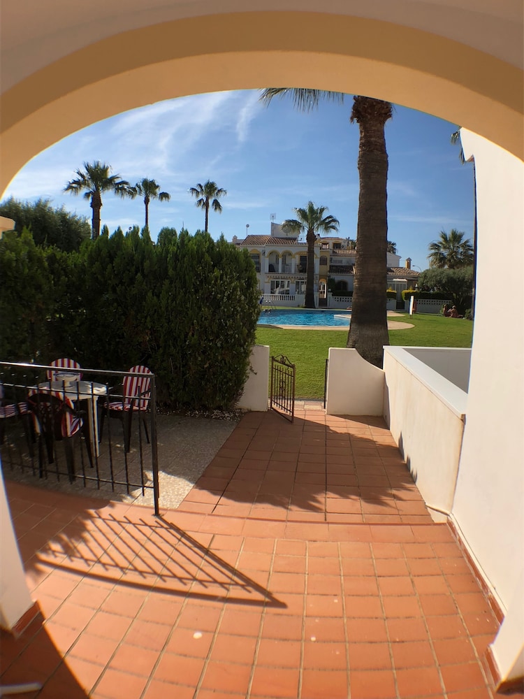 La Mata Beach Bungalow Beautiful Pool