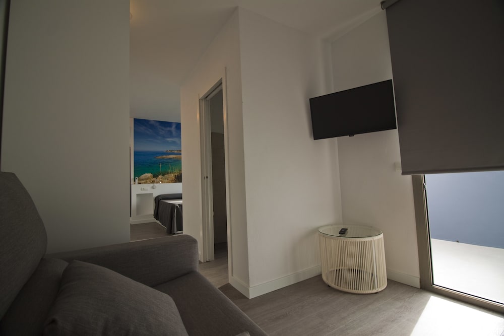 Hostal Sa Vinya Suites