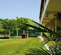Hotel Laguna Encantada