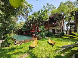 Dontrei Villa Angkor