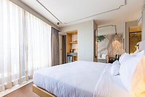 Stayso The House Hotel