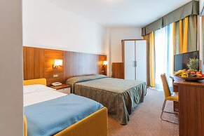Hotel Touring