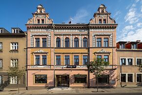 Bohemia Inn Hotel