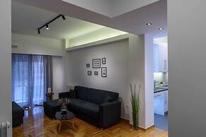 Modern Design Apartment Near Acropolis