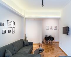 Modern Design Apartment Near Acropolis