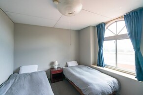 Guesthouse leaf