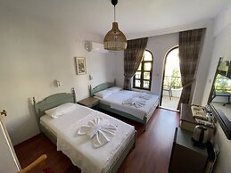Diplomat Hotel