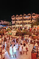 Diplomat Hotel