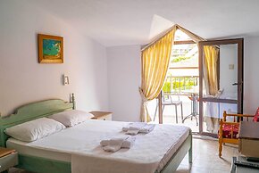 Diplomat Hotel