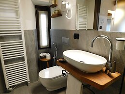 NicoMat Rooms