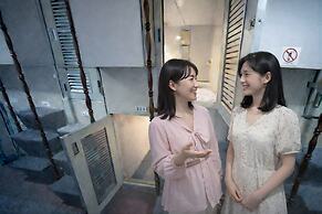 Capsule Hotel Block Room
