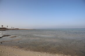 Laguna Beach Marsa Resort