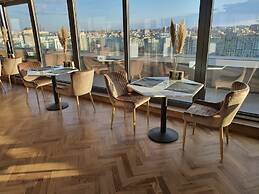 Union Plaza Hotel