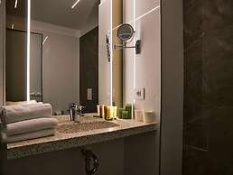 Union Plaza Hotel