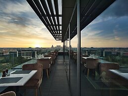 Union Plaza Hotel