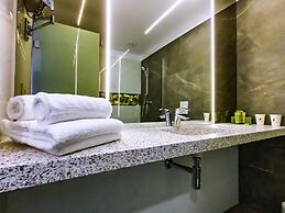 Union Plaza Hotel