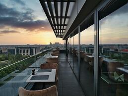 Union Plaza Hotel