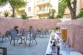 Plaka Arch Suites