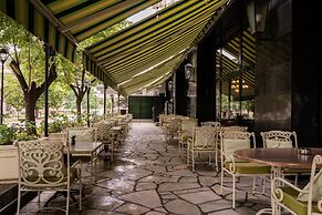 Dunav Plaza Hotel