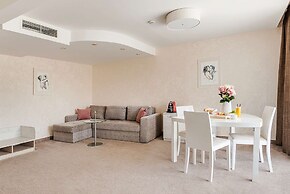 Dunav Plaza Hotel