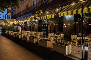 Dunav Plaza Hotel