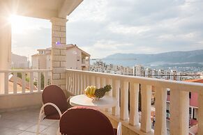 Apartments Ena