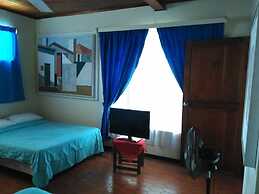 Amalia Inn