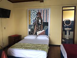 Amalia Inn