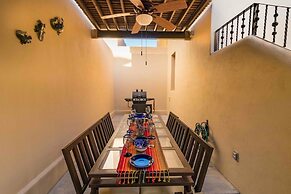 Casa Barcelona 2 BR by Casago