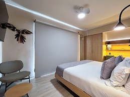 Mi Zona Lodging WTC