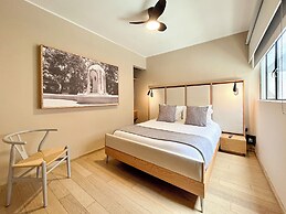 Mi Zona Lodging WTC