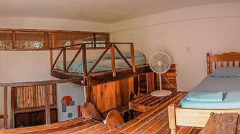 Bella's Backpackers
