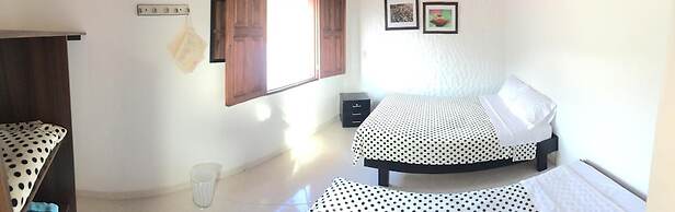 Fami Hotel Vive Jardin - Hostel
