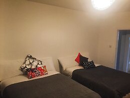 North London Cottage