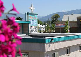 Silver Star Motel