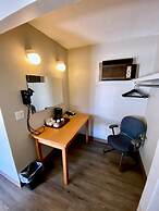 Silver Star Motel