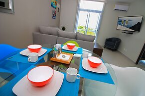 Riviera Towers 2BR & Pool