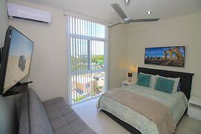 Riviera Towers 2BR & Pool