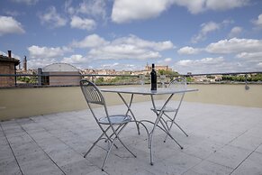 Porta Pispini Residence