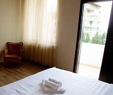 Hotel Satori
