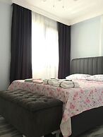 Seraysen Apart