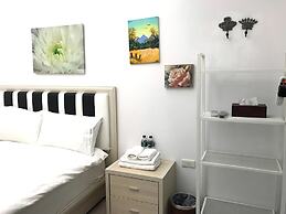 Little Pianist Hostel