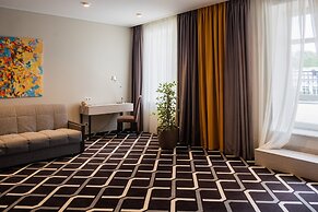 Hotel Ostrovskiy