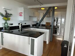 Riviera Apartments