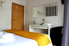 Aveiro White House