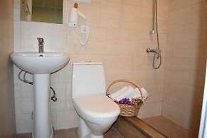 Lea Guest House